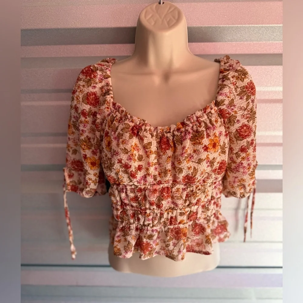 Women’s LUSH Jax Cropped Boho Floral Puff Sleeve Blouse Size Small - Picture 5 of 11